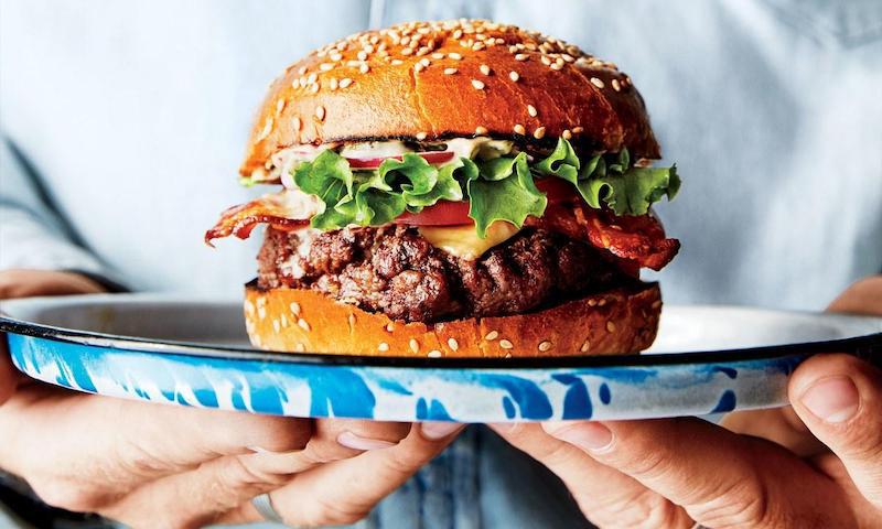 Cần chuẩn bị nguyên liệu tươi ngon để làm hamburger