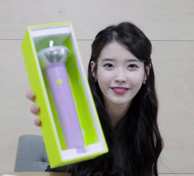 Lightstick IU