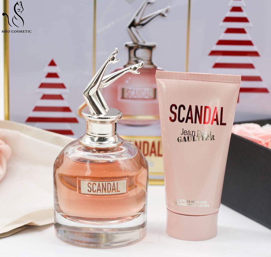 nước hoa scandal có mấy bản