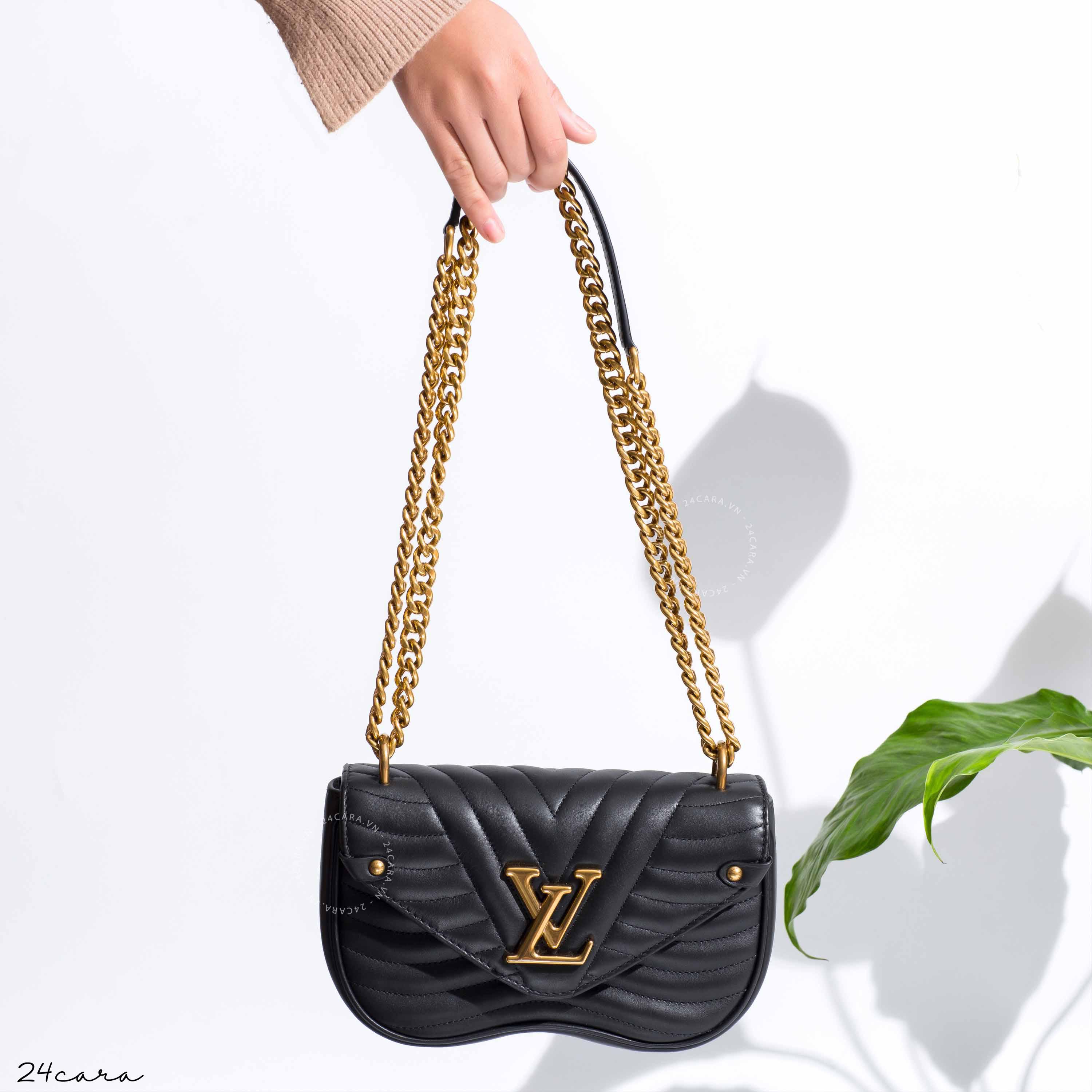 Online Exclusive - New wave Chain Bag