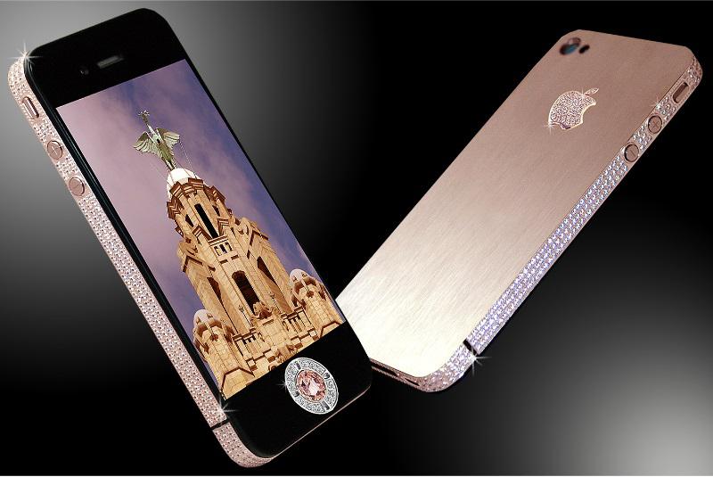 Iphone 4 kim cương hồng mẫu điện thoại đắt giá được nhiều người yêu thích.