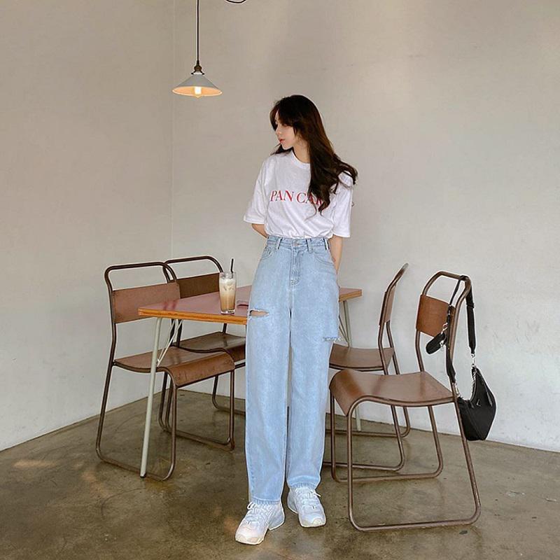 Quần ống rộng mix với áo thun