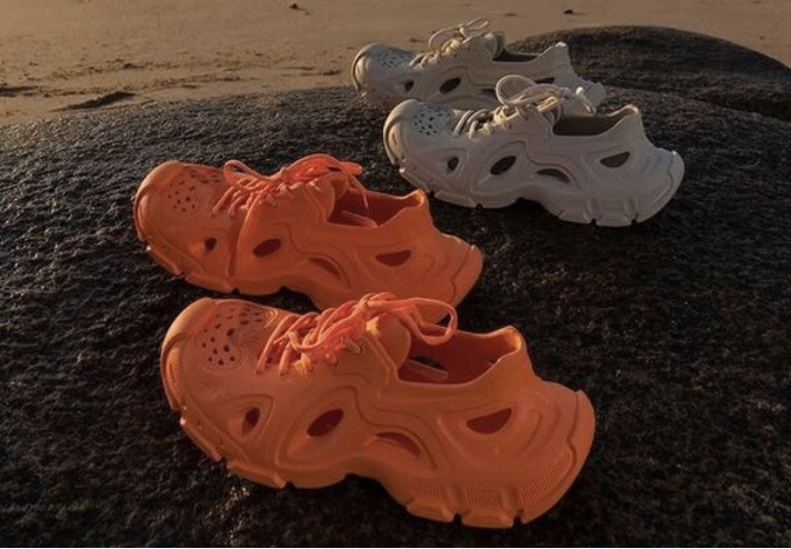 🦖 ĐÔI CHÂN T-REX - NGUYÊN BẢN CỦA CÁ TÍNH TỰ TIN MẠNH MẼ 👑