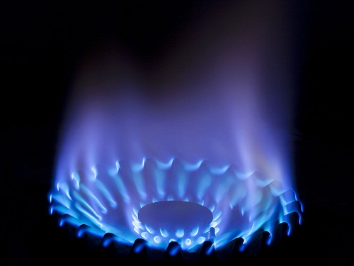 Bếp gas bị bùng lửa: nguyên nhân và cách khắc phục kịp thời