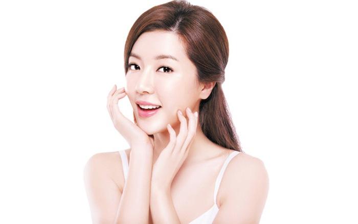 5 viên uống trắng da giúp làn da mịn màng, trắng sáng tự nhiên