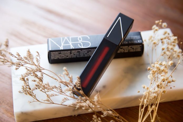 Review son Nars Powermatte Lip Pigment được săn lùng rầm rộ
